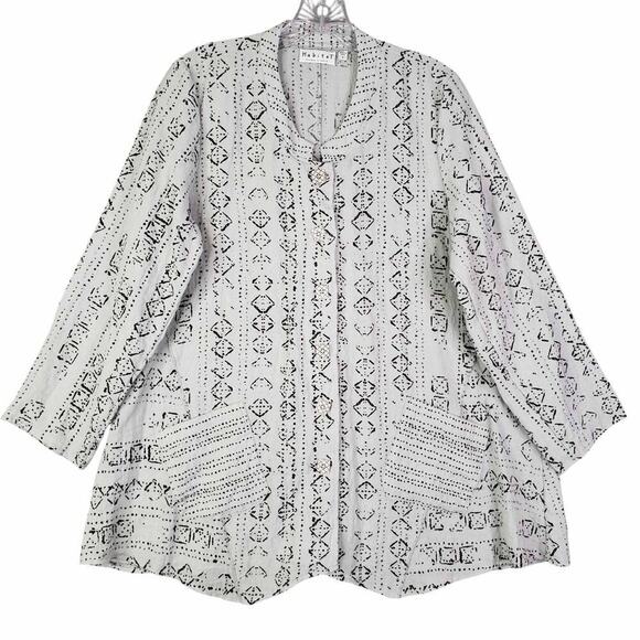 Habitat Button Up Shirt Top Women’s Size Small S White Geometric Pockets - Picture 2 of 12
